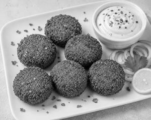 Falafel Nuggets With Mayo Dip (6 Pc)