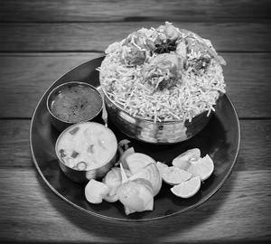 Chicken Dum Biryani Full