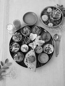 Mahamudra Wheat Thali