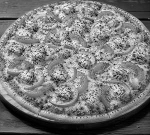 Onion tomato paneer pizza with pepsi