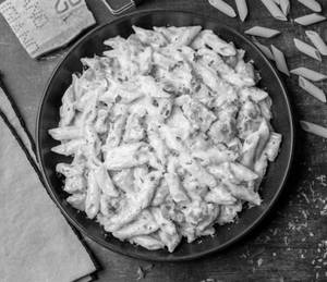 White Sauce Chicken Pasta
