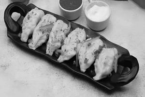Paneer Steamed Momos - [ 8 Pieces ]