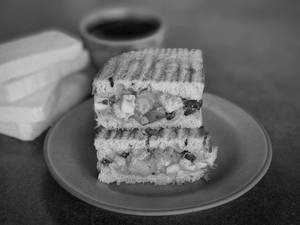 Chipotle Paneer, Black Bean & Mozzarella Sandwich