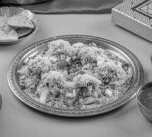 Sev Puri [6 Pieces]                              