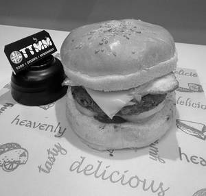 Paneer Makhani Burger