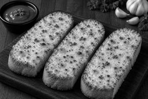 Cheesy Garlic Bread
