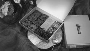 Assorted Brownie Box (12pcs)
