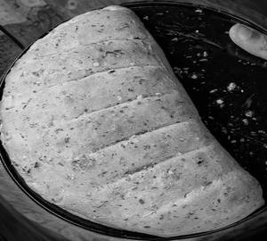 Stuffed garlic bread