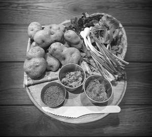 Phan Saw (Local Red Potatoes) With Tungtap