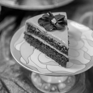 Caramelized Chocolate Pastry