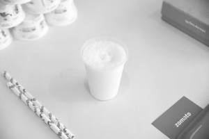  vanilla Shake With Ice -Cream