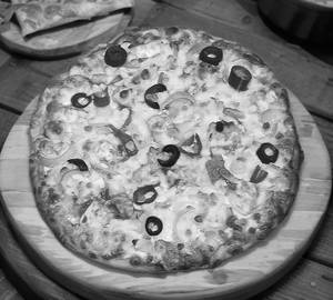 Laziz Schezwan pizza