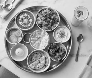 Maharaj Chaap Thali [8cp]