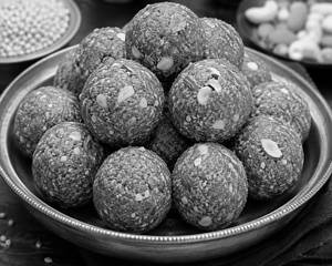 Millet Ladoo 10pis