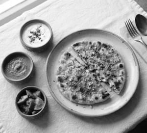 Paneer Garlic Paratha
