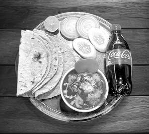 Punjubi Chicken+4 Rooti+Coke 250Ml+Salad