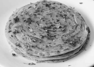 Garic Lachcha Paratha