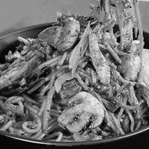 Mushroom Sheswan Noodles