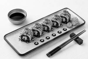 Kavuni Arisi Mango Sushi