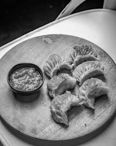Chicken Tikka Momos [6pcs]