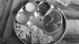 Special Egg Masala Thali