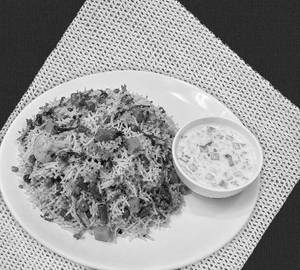 Veg Biryani With Raita