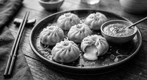 Beef Cheese Steamed Momos (6 Pcs) (With Soup)