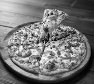 Capsicum 🫑 Corn 🌽 Pizza [8 Inch]