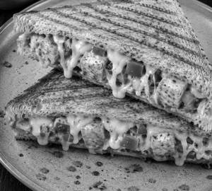 Paneer makhani sandwich [jumbo]