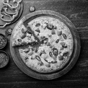 Peppy Paneer Pizza