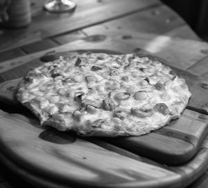 Mushroom Corn Pizza