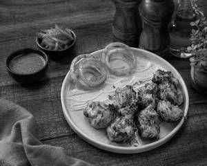 Old Monk Chicken