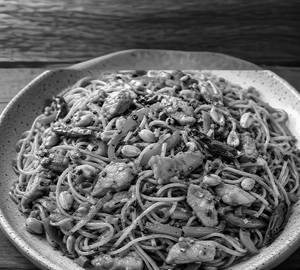 Kung Pao Chicken Noodles