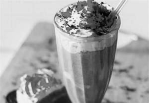 Red Velvet Frappe
