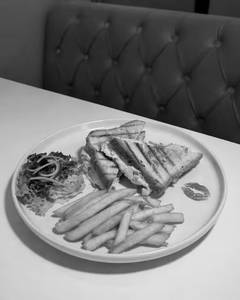 Grilled Paneer Sandwich