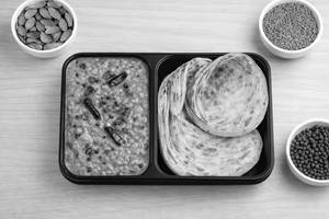 Lacchha Paratha(2pc)+Dal Tarka+Pickle