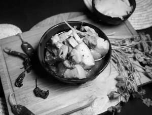 Fresh Pork Bambooshoot Half
