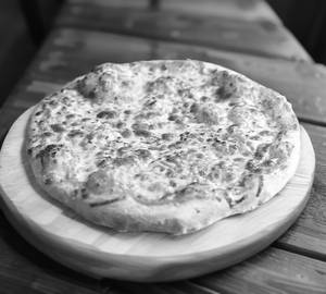 Margherita pizza