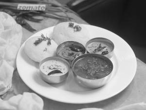Idli 2 Pcs