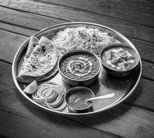Butter Roti Thali