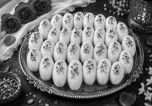 Khoya Peda