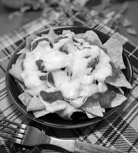 Cheese With Salsa Nachoes