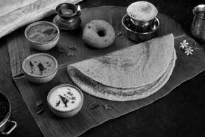 Plain Dosai, Filter Coffee (serves 2) & Medu Vada (1 Pc)