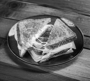 Cheese And Corn Sandwich
