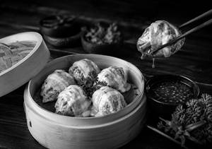 Creamy Afghani Momos - Chicken