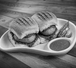Vada Pav 2 Pcs