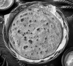 Plain Atar Paratha ( Per Plate 4 Pcs )