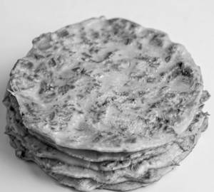High-Protein Shredded Chicken & Veggie Besan Chilla