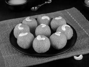 Ghee Laddu