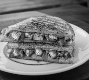 Paneer Makhani Sandwich